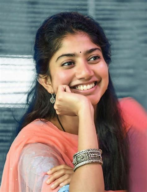 Sai Pallavi™ (@SaiPallaviFC) .
